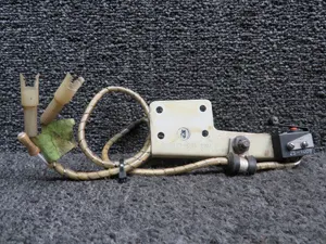660171-001, ZS-1009 Mooney M20R Throttle Switch Bracket with Switch